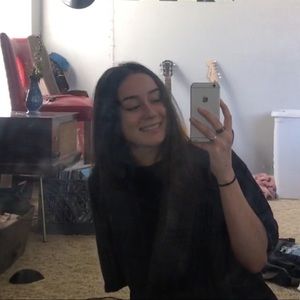 Meet your Posher, Maycee